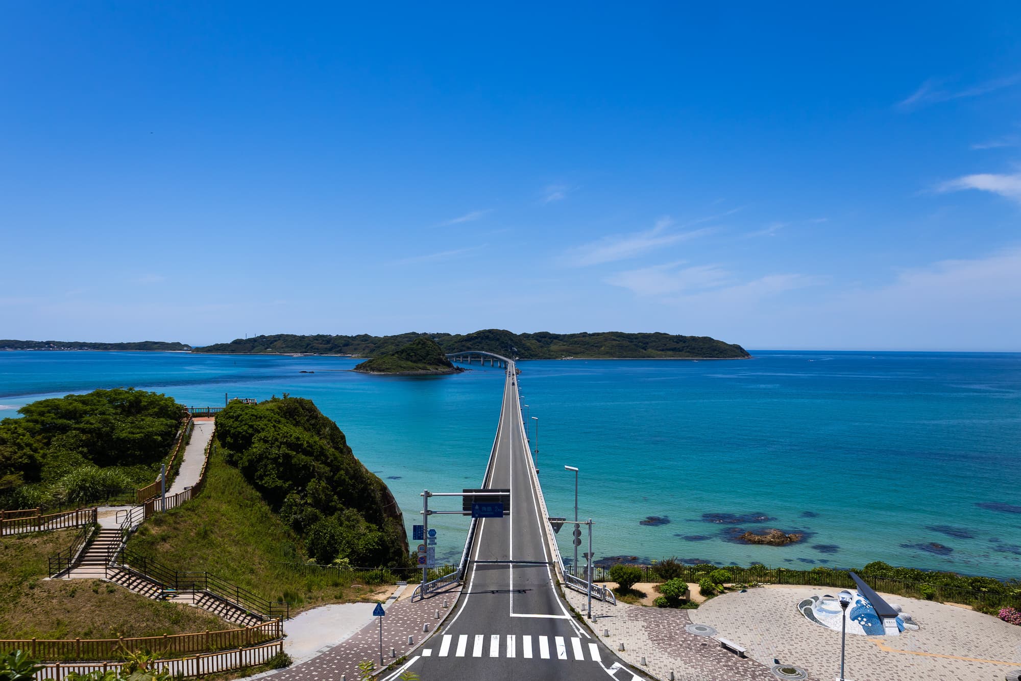 快晴の角島大橋